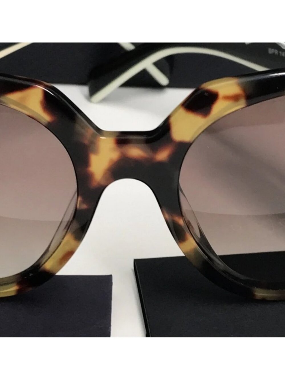 New Authentic Prada Cat Eye Sunglasses PR 14WS – Tortoise & Powder Frame - Picture 4 of 15
